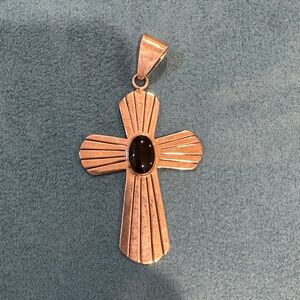 Sterling silver and onyx pendant